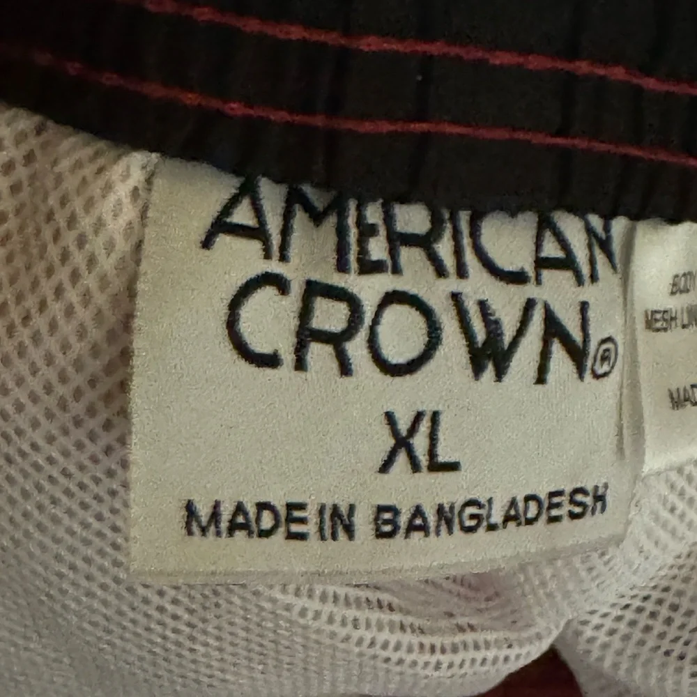 G-150 Men’s American Crown NWOT‎ Red & Black Lined Swim Trunks Size XL